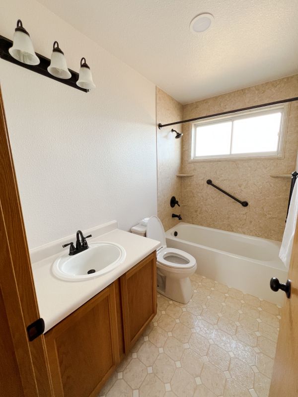 Top Bathroom Remodeling Companies in Avon, OH